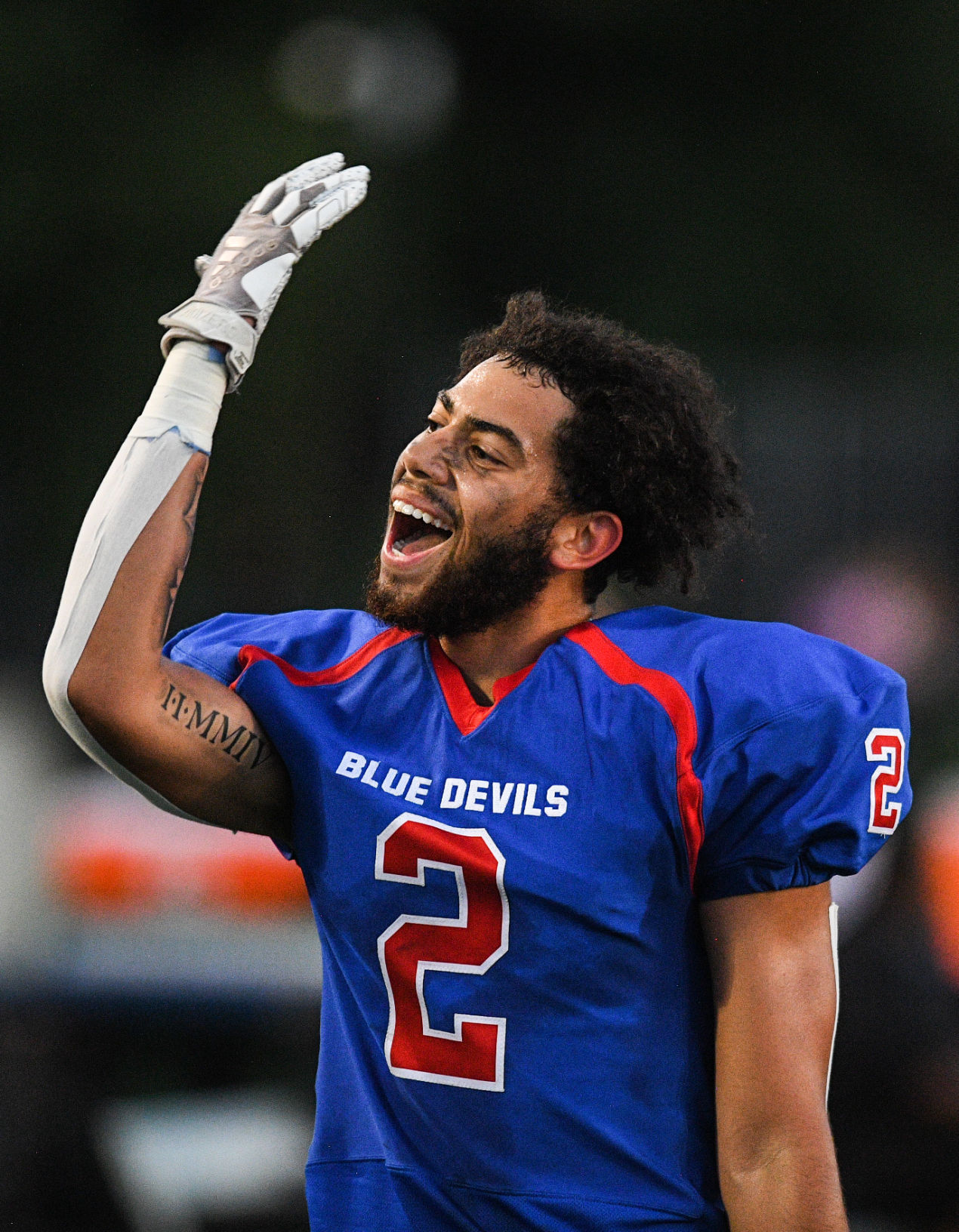 090921-qc-spt-central-football-006